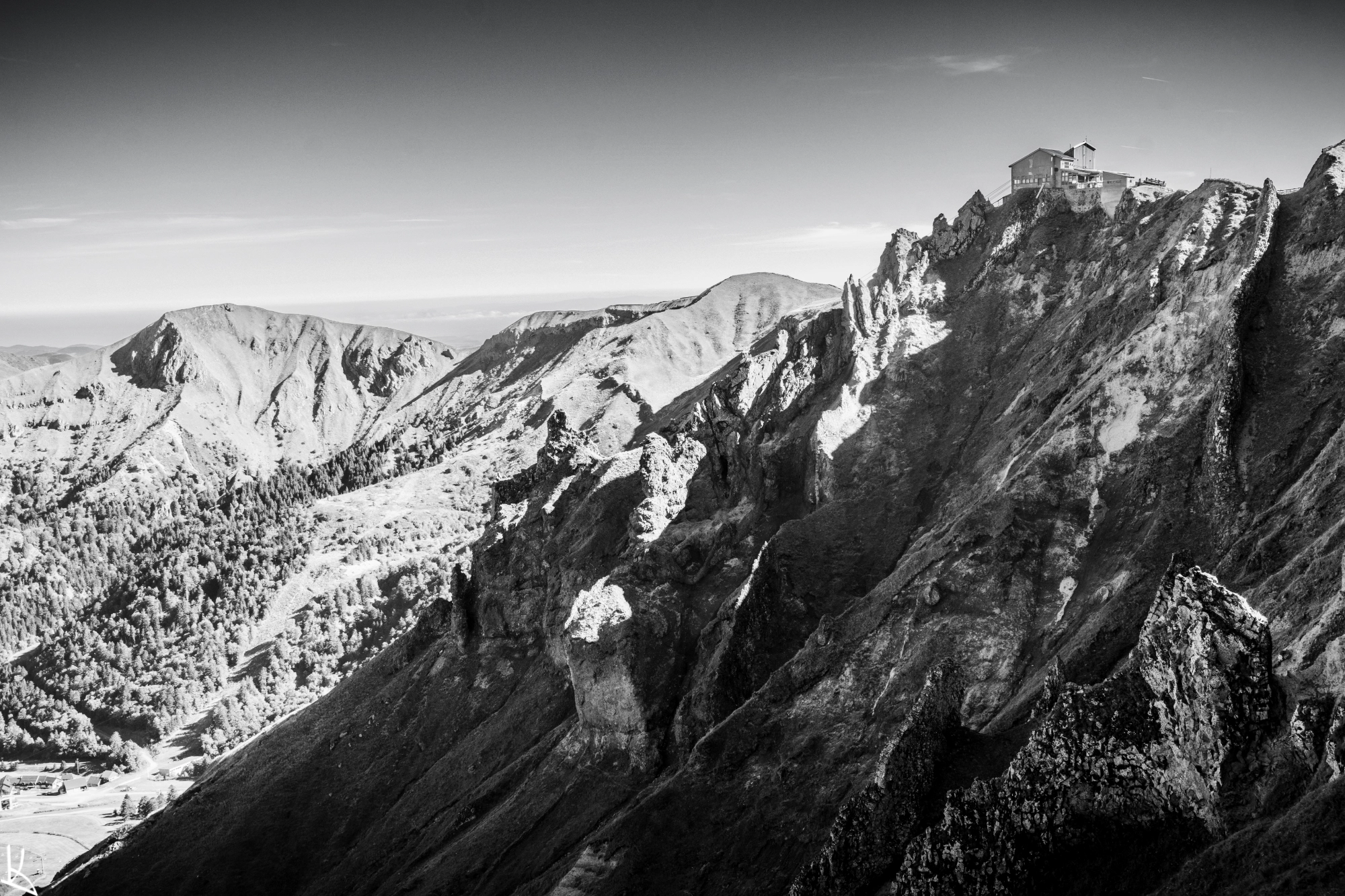 Puy Redon - Vue sur le téléphérique du Puy de Sancy